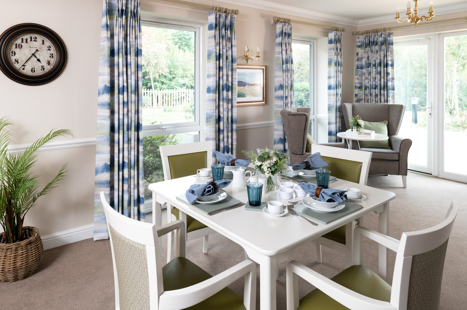 Queens Court Care Home Care home in Buckhurst Hill, Essex